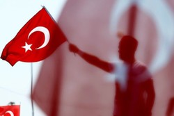 ۱۰ هزار کارمند ترکیه به اتهام همکاری با «پ ک ک» برکنار شدند