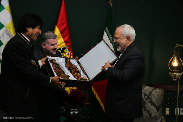 Bolivian pres. receives Iran's FM