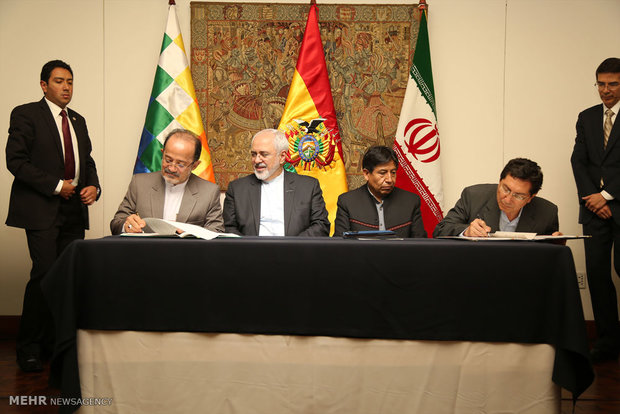 Bolivia’s highest state medal granted to Zarif