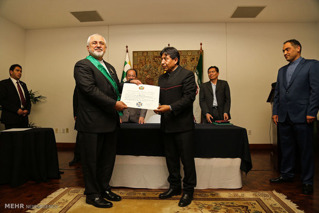 Bolivia’s highest state medal granted to Zarif