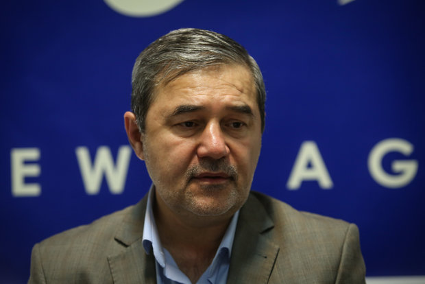 ادبیات تطبیقی، استعمار ادبی را انکار میکند