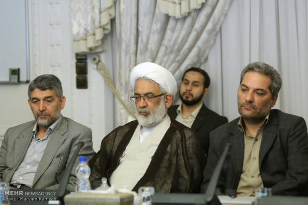 جلسه شورای عالی فضای مجازی