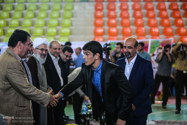 سفر محمود گودرزی وزیر ورزش و جوانان به جویبار پایتخت کشتی ایران
