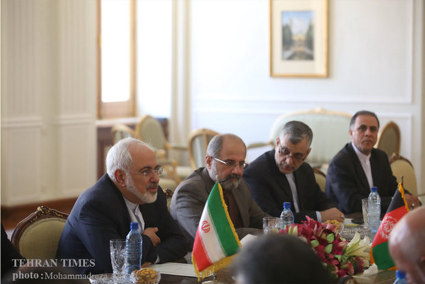 Zarif meets Afghan foreign minister