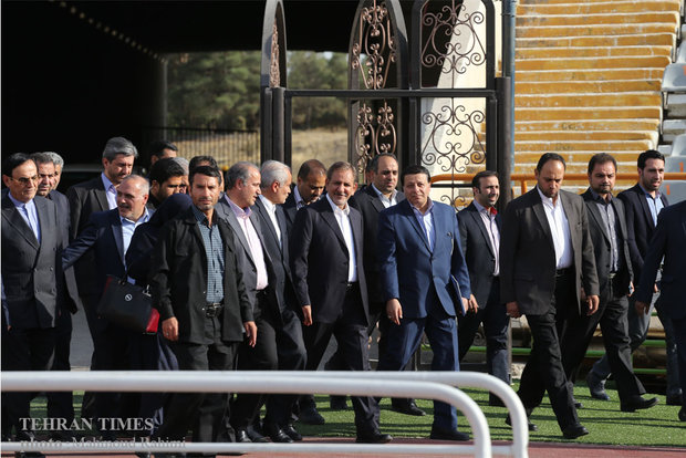 Iran’s First Vice President Jahangiri visits Team Melli’s training