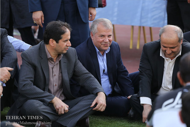 Iran’s First Vice President Jahangiri visits Team Melli’s training