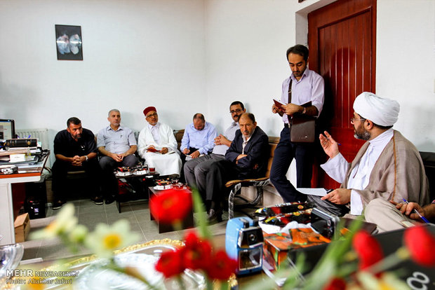 دیدار جمعی از اساتید دانشگاه کشور تونس با آیت الله نورمفیدی نماینده ولی فقیه در استان گلستان