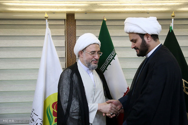 Hezbollah al-Nujaba leader meets with Araki