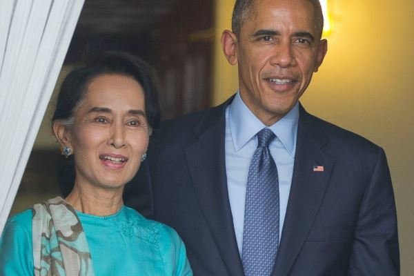 «اوباما» به فکر کاهش تحریم های میانمار است