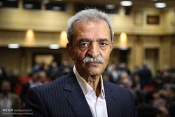 انتقاد رئیس اتاق ایران از سیاست های پولی دولت/بدنه دولت سنگین است
