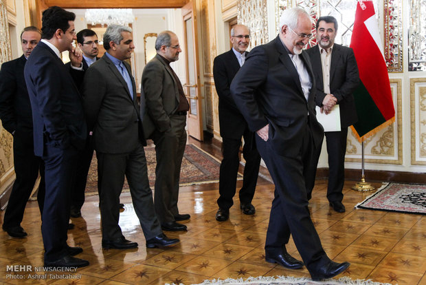 Zarif, Omani interior minister meet in Tehran