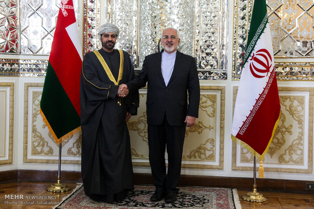 Zarif, Omani interior minister meet in Tehran