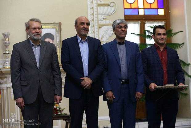 سهراب مرادی، کیومرث هاشمی، محمود گودرزی و علی لاریجانی 