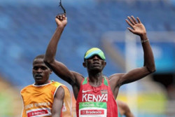 اولین مدال طلای پارالمپیک به دونده کنیایی رسید