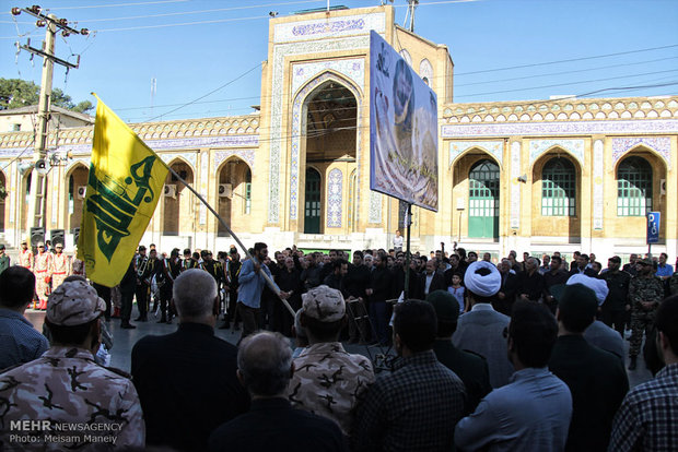 تشییع پیکرهای دو شهید مدافع حرم در کرمانشاه 