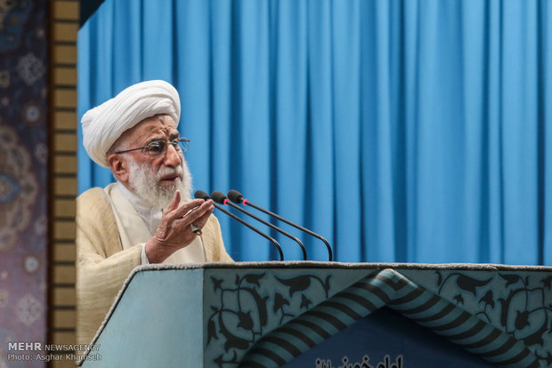 اقامه نماز جمعه تهران