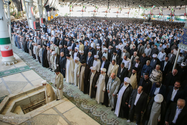 اقامه نماز جمعه تهران