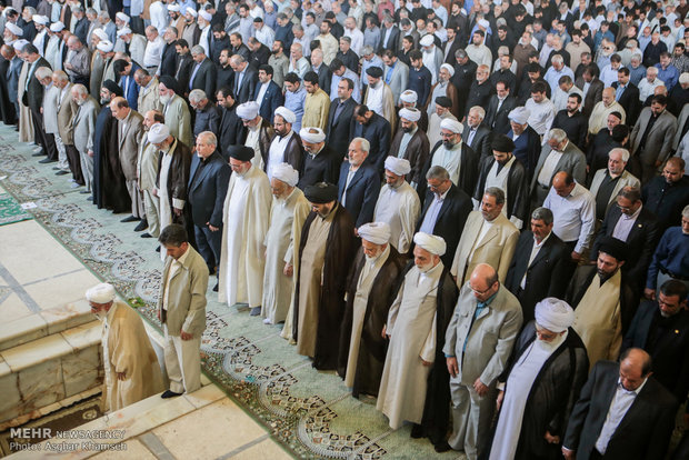 اقامه نماز جمعه تهران