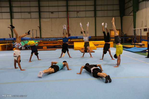 Natl. team of rhythmic gymnastics holds camp in Kish Island