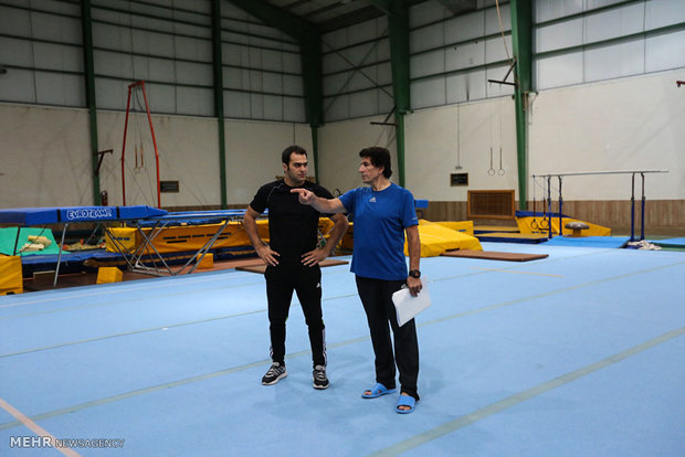 Natl. team of rhythmic gymnastics holds camp in Kish Island