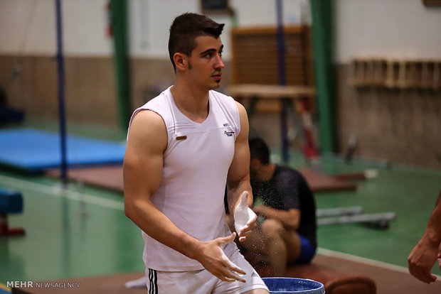 Natl. team of rhythmic gymnastics holds camp in Kish Island