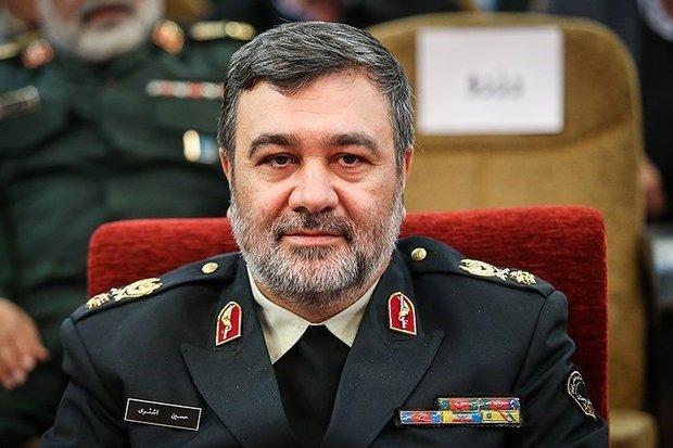 فرمانده نیروی انتظامی با آرمان های امام راحل تجدید میثاق کرد