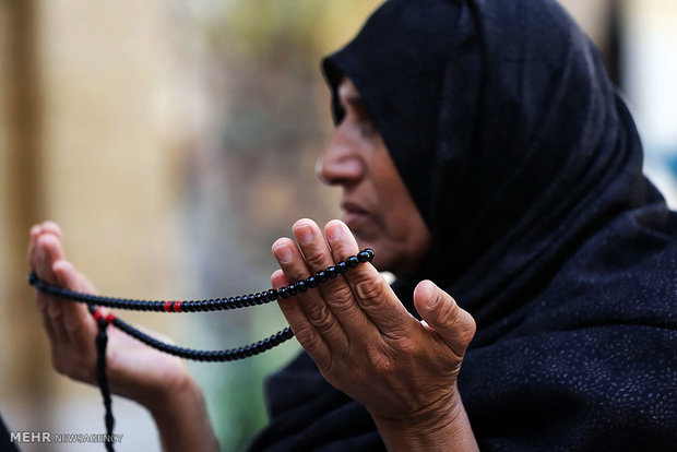 Arafeh pray rituals held across Iran - Kish Island