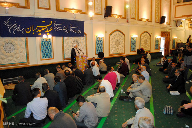 Islamic Centre of England hosts Eid al-Adha prayers