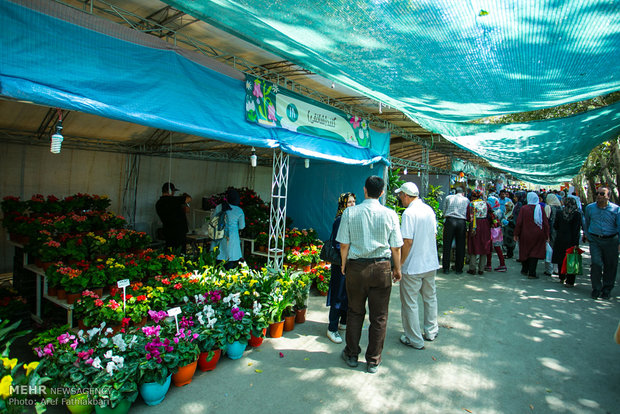 پنجمین نمایشگاه گل و گیاه کرج 