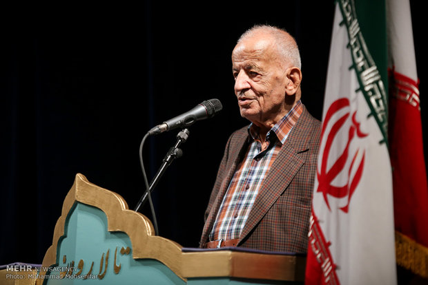 Iran commemorates contemporary poet Shahriar