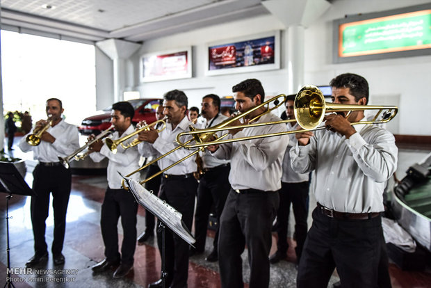 Iran's golden lady returned home