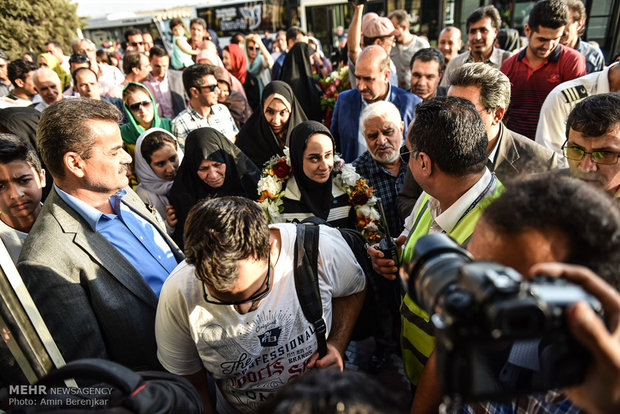 Iran's golden lady returned home