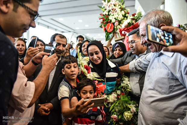 Iran's golden lady returned home