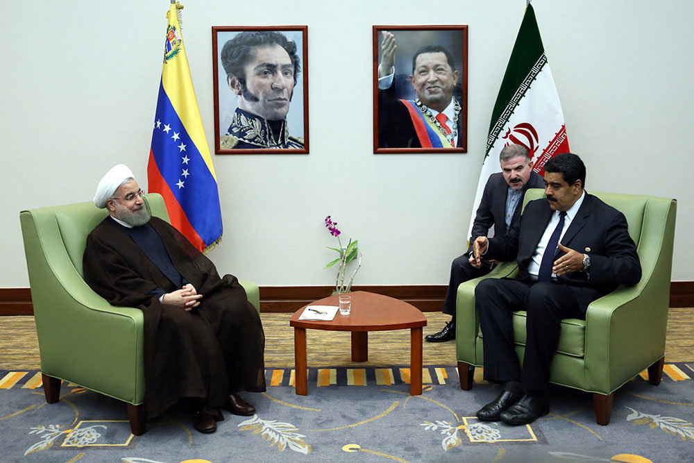 President Rouhani meets Venezuelan counterpart