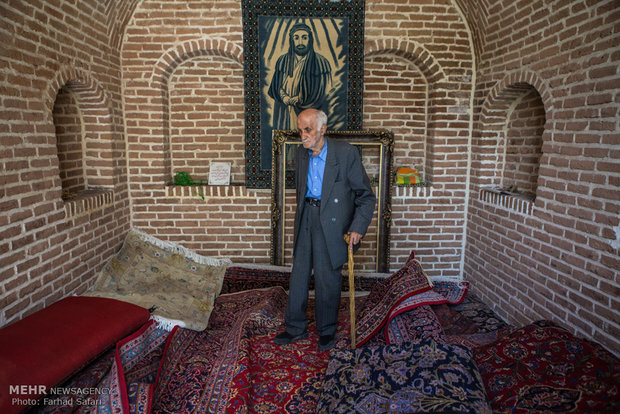 Qazvin’s old bazaar of Persian rug