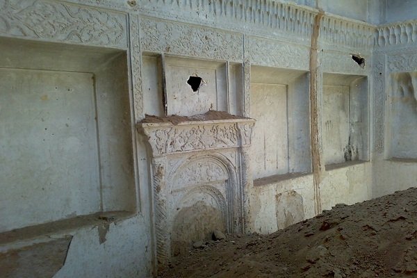 تخریب خانه‌های تاریخی آران و بیدگل ادامه می‌یابد؟