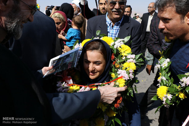 Iranian Paralympians welcomed at home