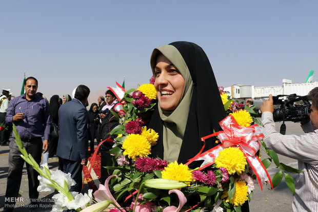 Iranian Paralympians welcomed at home