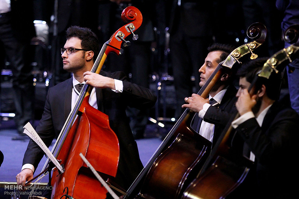 Iranian orchestra plays Mozart