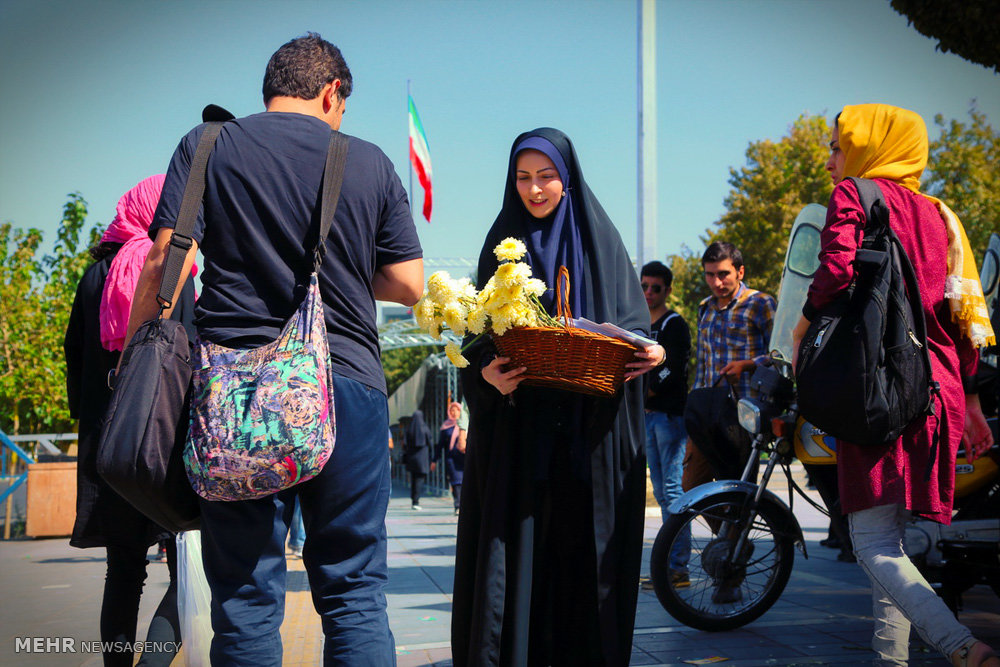 Flowers, sweets on Ghadir Khumm 