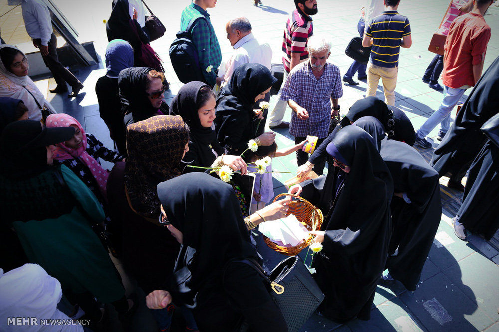 Flowers, sweets on Ghadir Khumm 