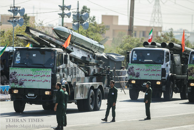 Military parade held in Ahwaz