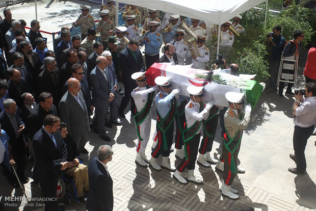 Iranians mourn for para-cyclist dead in Rio 