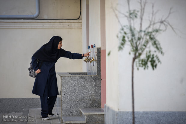 عودة المدارس من جديد في ايران