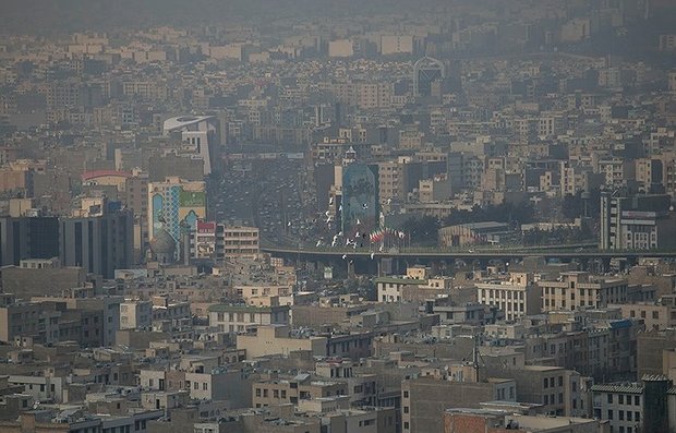 آلودگی شدیدوپایدار هوای اصفهان در پاییز/کاهش بارش‌ باران در استان