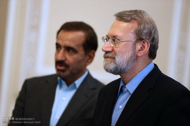 Larijani meets with Iraqi minister