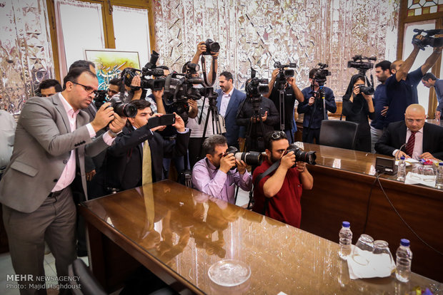 لاريجاني يستقبل رئيسة مجلس الشعب السوري