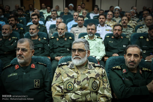 احمدرضا پوردستان فرمانده نیروی زمینی ارتش در جشنواره مالک اشتر