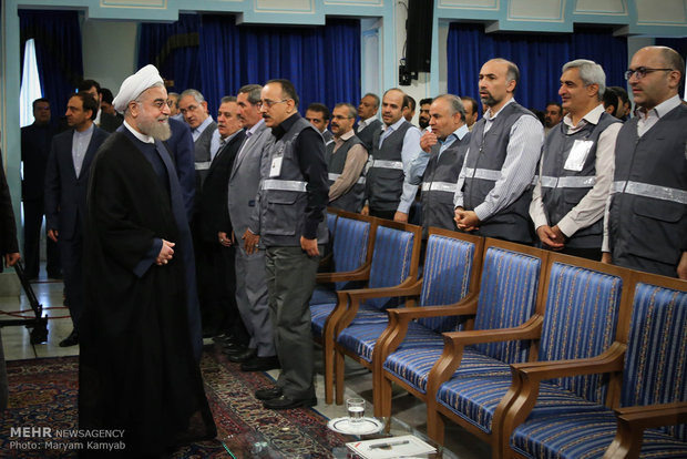 لقاء الرئيس حسن روحاني بمسؤولي لجنة احصاء النفوس والاسكان