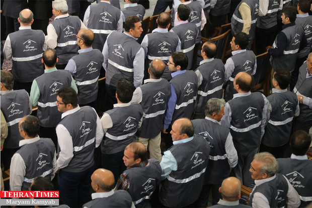 Rouhani addresses national census personnel